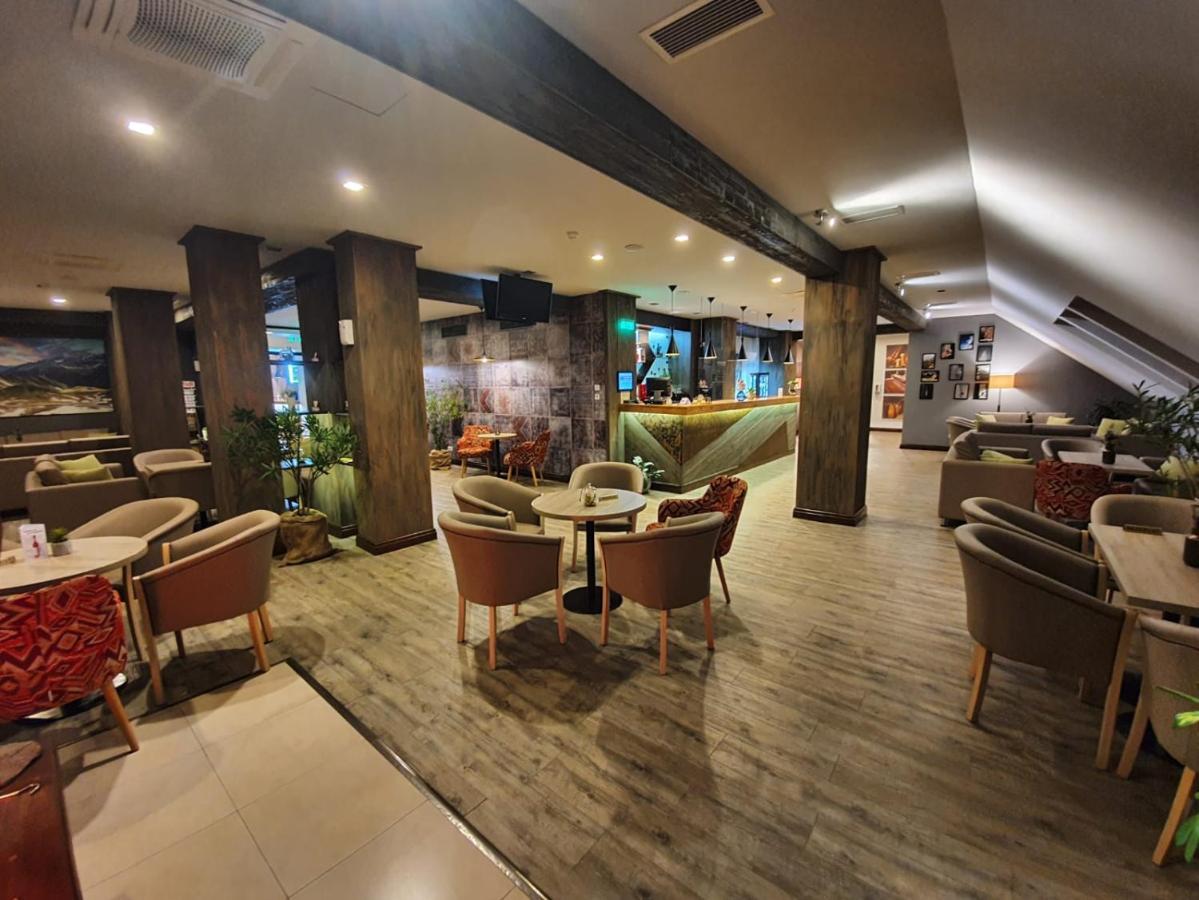 Hotel Escalade Poiana Brasov Exterior photo